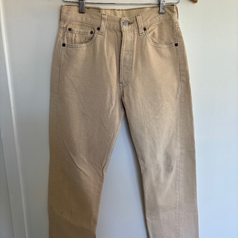 Vintage Levi's 501s in Sand Ankle Length, Size 25-26